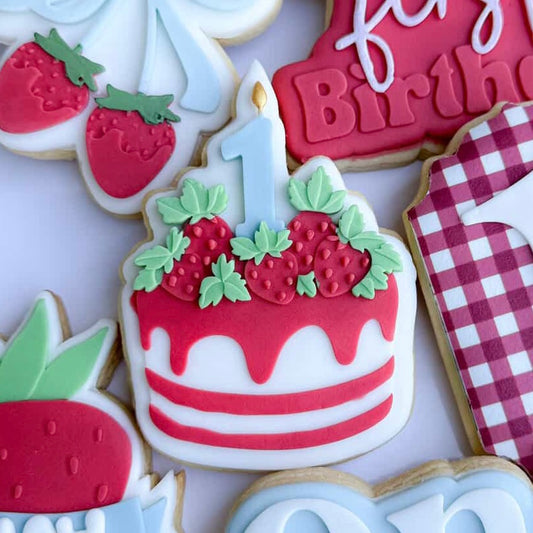Strawberry Cake With Leaves